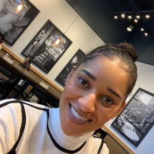 Meet your Posher, Erica